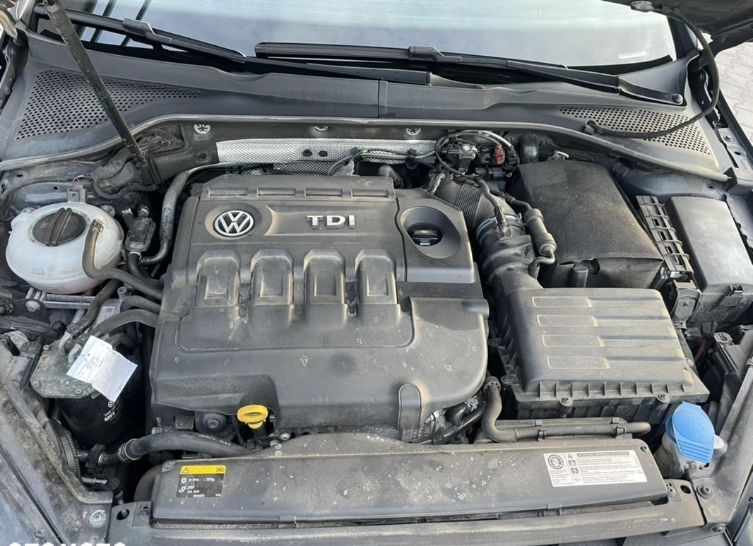 Volkswagen Golf cena 60800 przebieg: 195000, rok produkcji 2016 z Żary małe 596